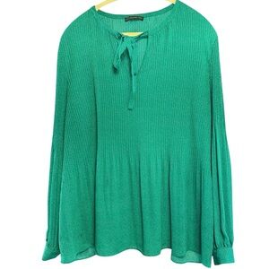 Adrianna Papell Green Dot Pleated Lightweight Blouse Long Sleeves Tie Size XL